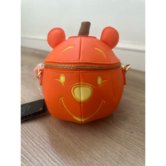 Loungefly|Disney|Winnie the Pooh Pumpkin Glow|Crossbody Bag|NWT‎ - Picture 1 of 5